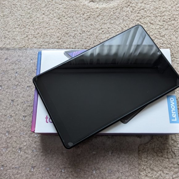 Lenovo Tab M8 HD 8in. Android Touchscreen Tablet (Used) - Picture 2 of 11